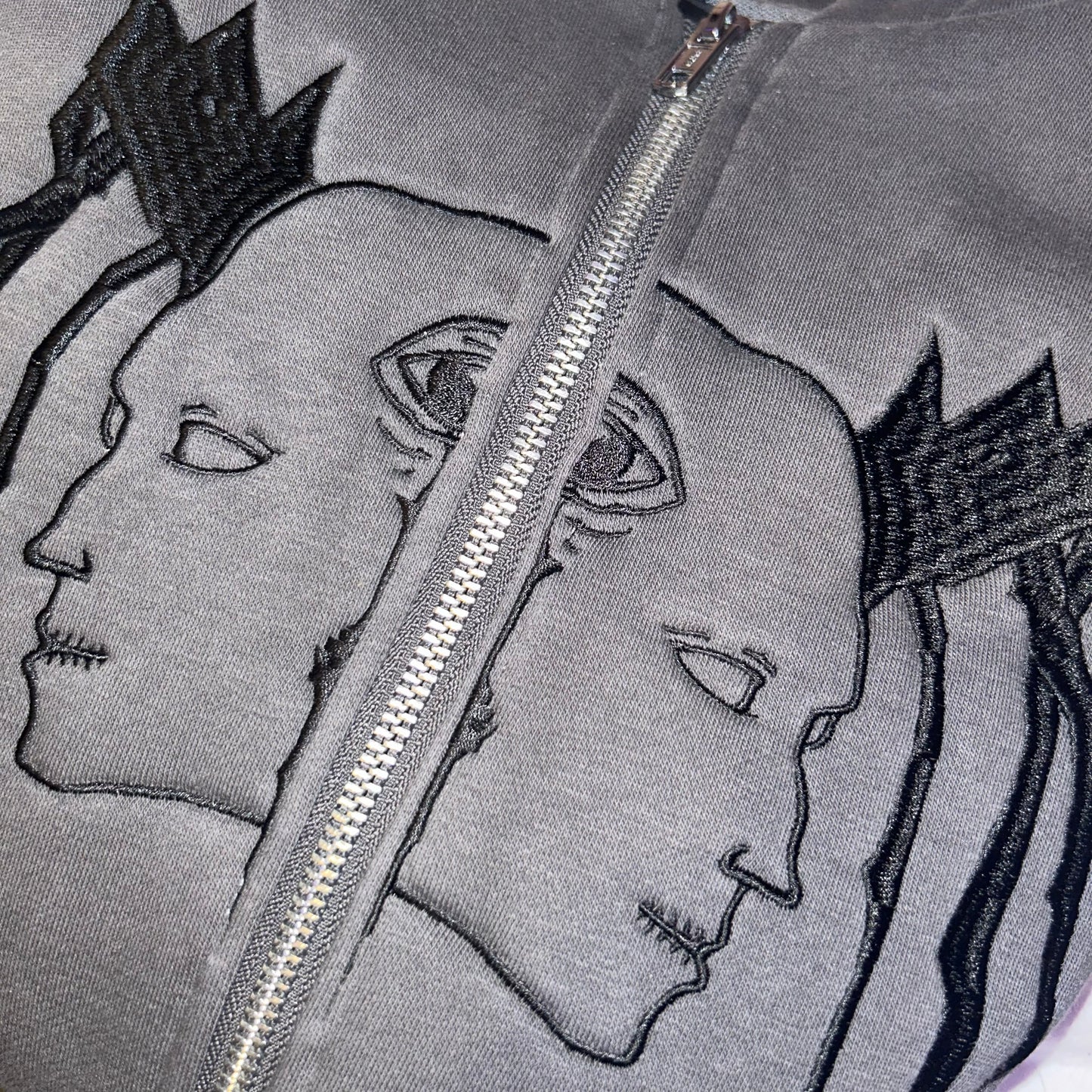 HOODIE ZIPPÉ "SYMMETRICAL"